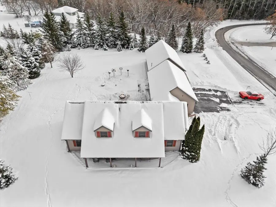 N6957 Jennifer Dr, Plymouth, WI 53073 - Image #2