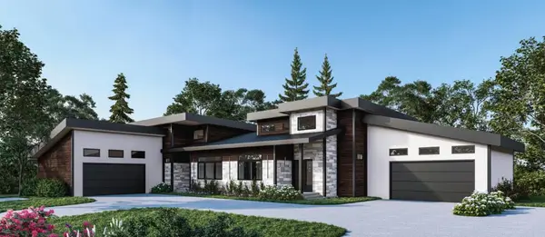 805 Wells St, Delafield, WI 53018