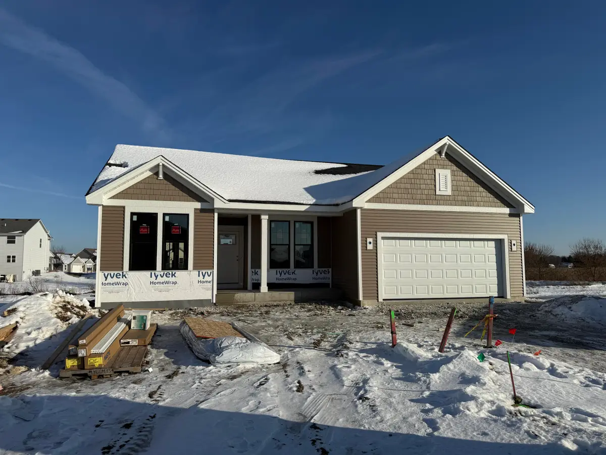 3747 Perennial Pkwy, Caledonia, WI 53126 - Image #1