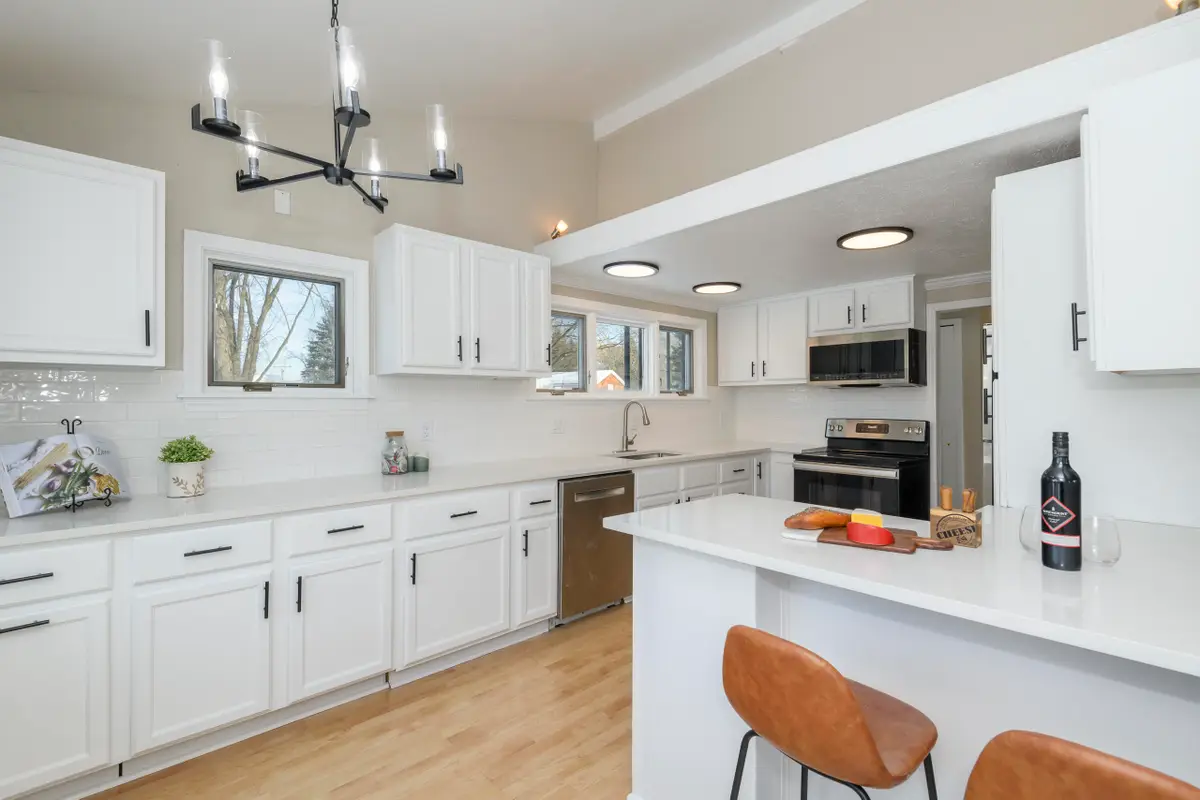 14225 Forest View Ln, Brookfield, WI 53005 - Image #1