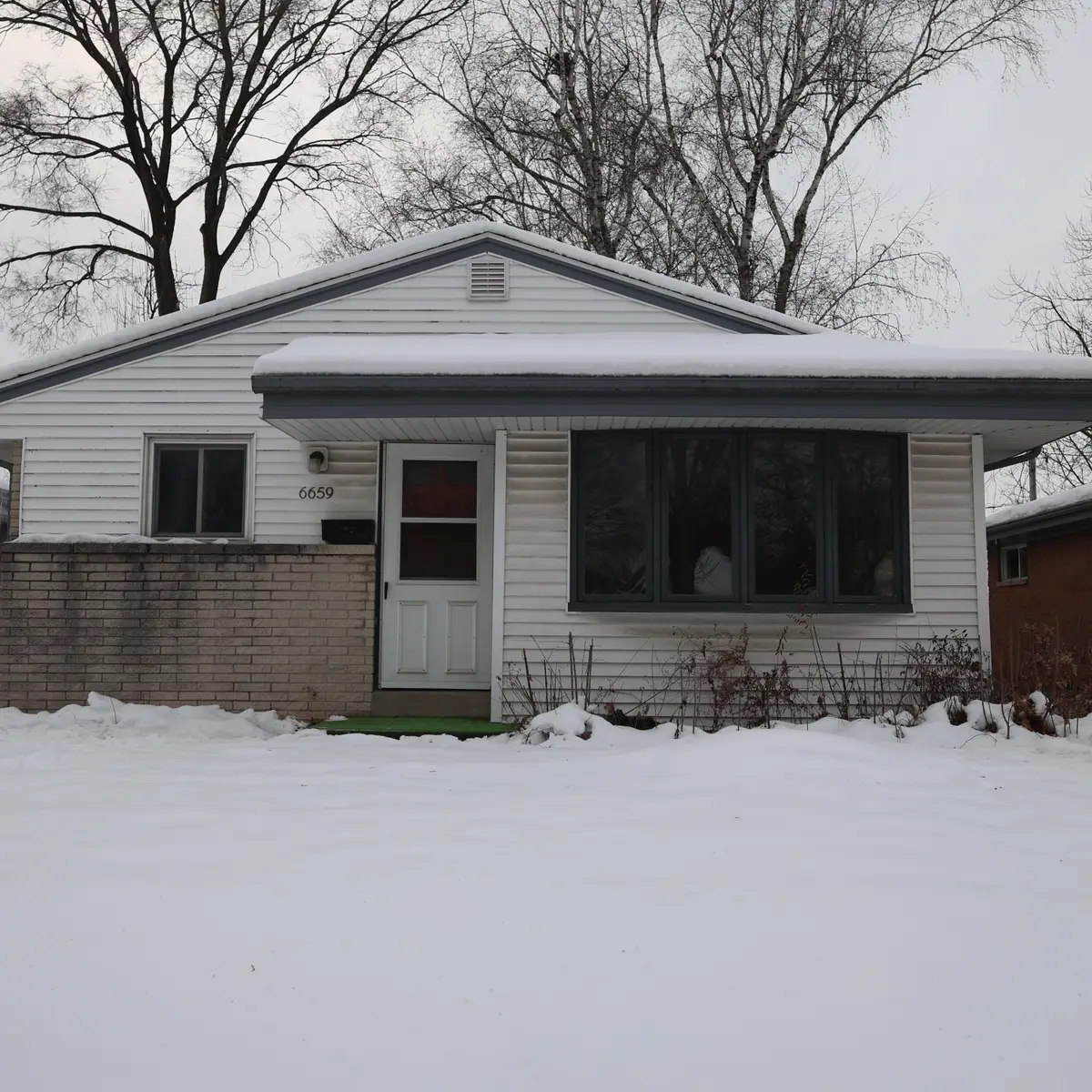 6659 N 52nd St, Milwaukee, WI 53223 - Image #1