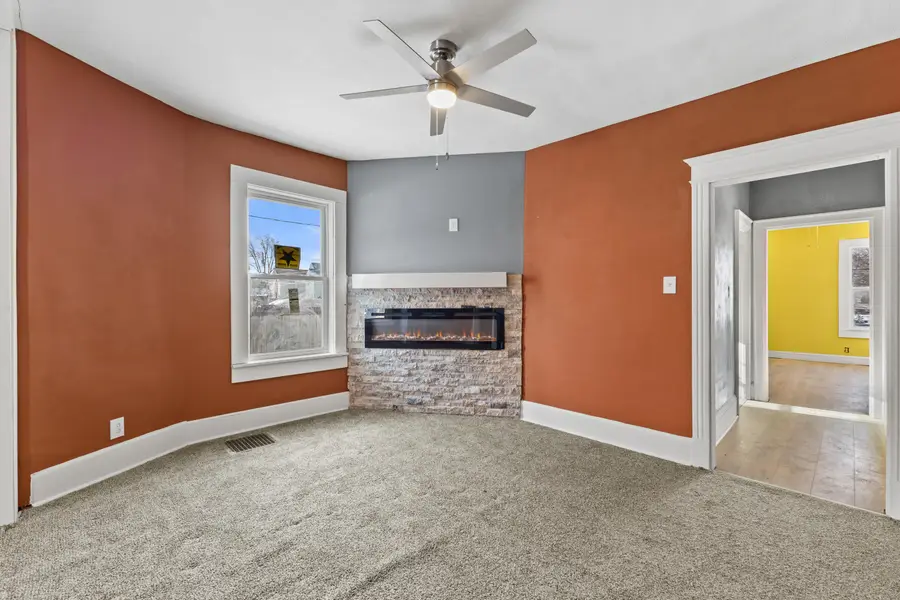 2163 N 38th St, Milwaukee, WI 53208 - Image #2