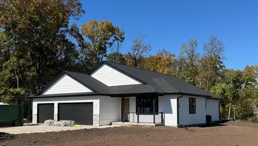 W4911 Sweet Wisdom Cir, Fond Du Lac, WI 54937