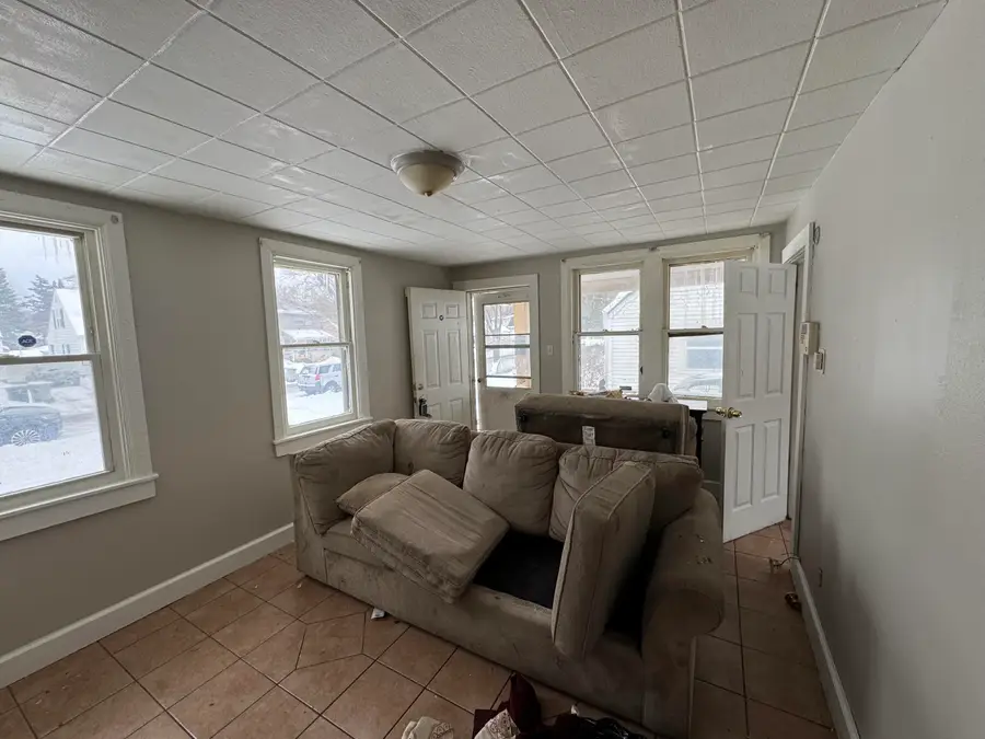 5915 N 38th St, Milwaukee, WI 53209 - Image #2