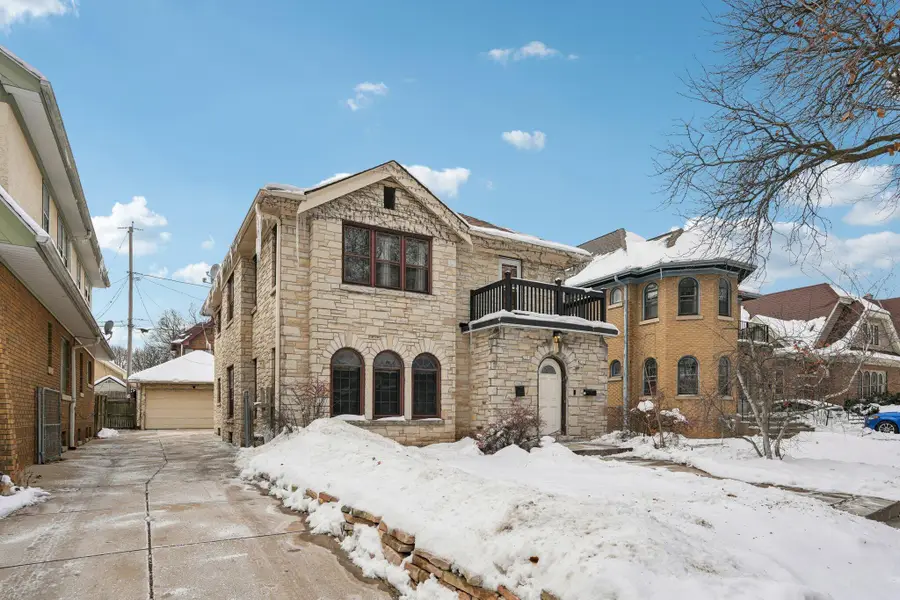 2331 N 54th St, Milwaukee, WI 53210 - Image #2
