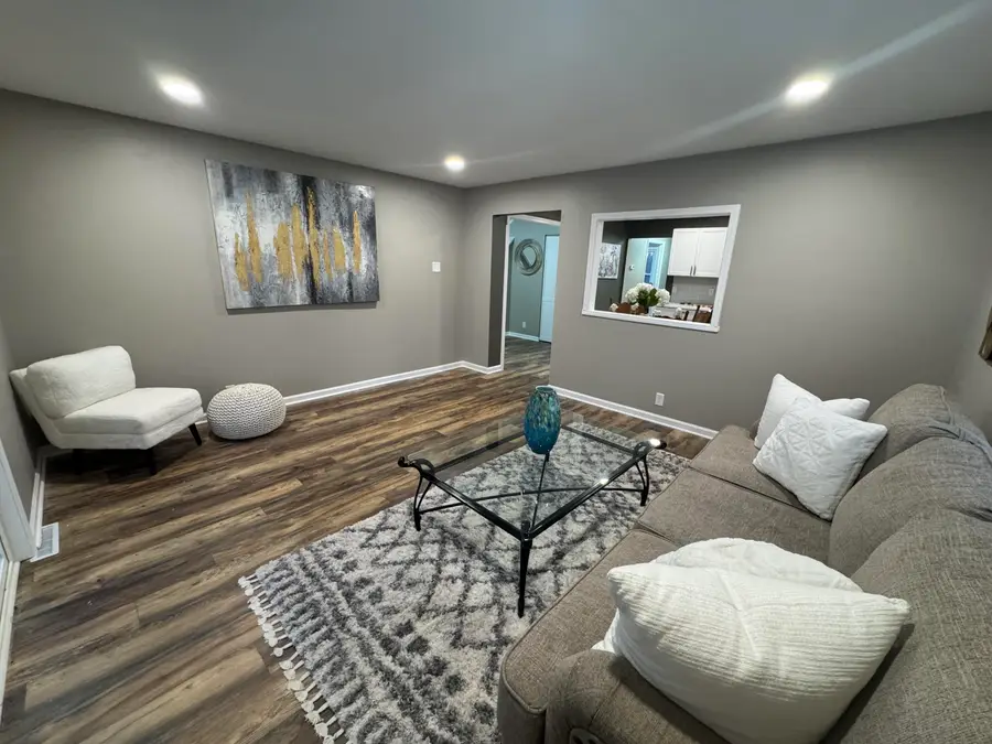 11736 231st Ct, Salem Lakes, WI 53179 - Image #3