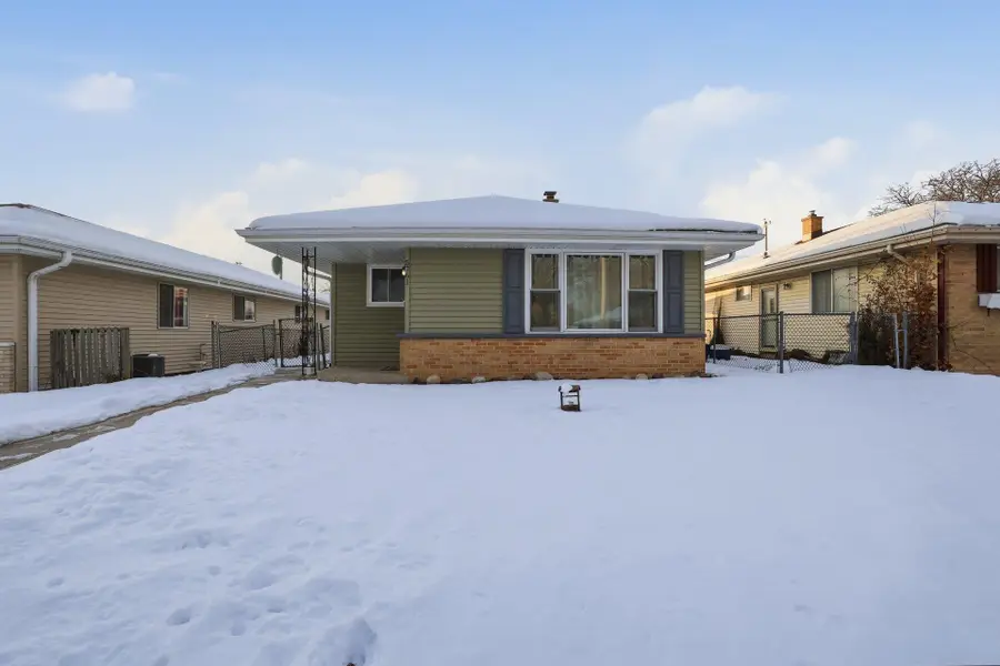 5761 N 97th St, Milwaukee, WI 53225 - Image #3