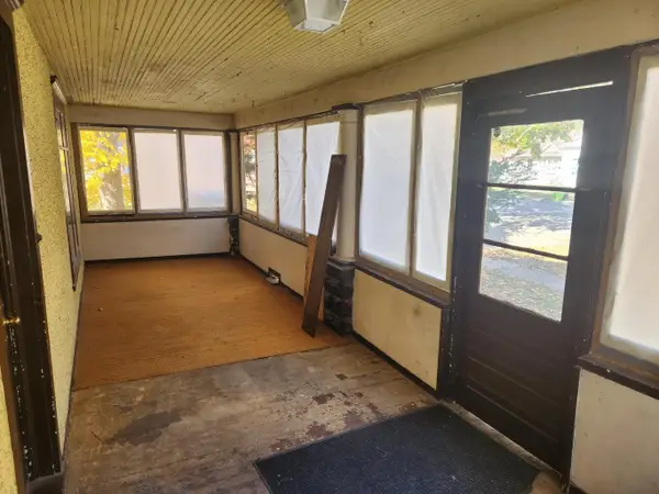 210 E Wisconsin St, Delavan, WI 53115