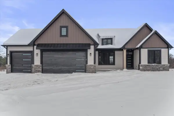 9193 12th St, Somers, WI 53144