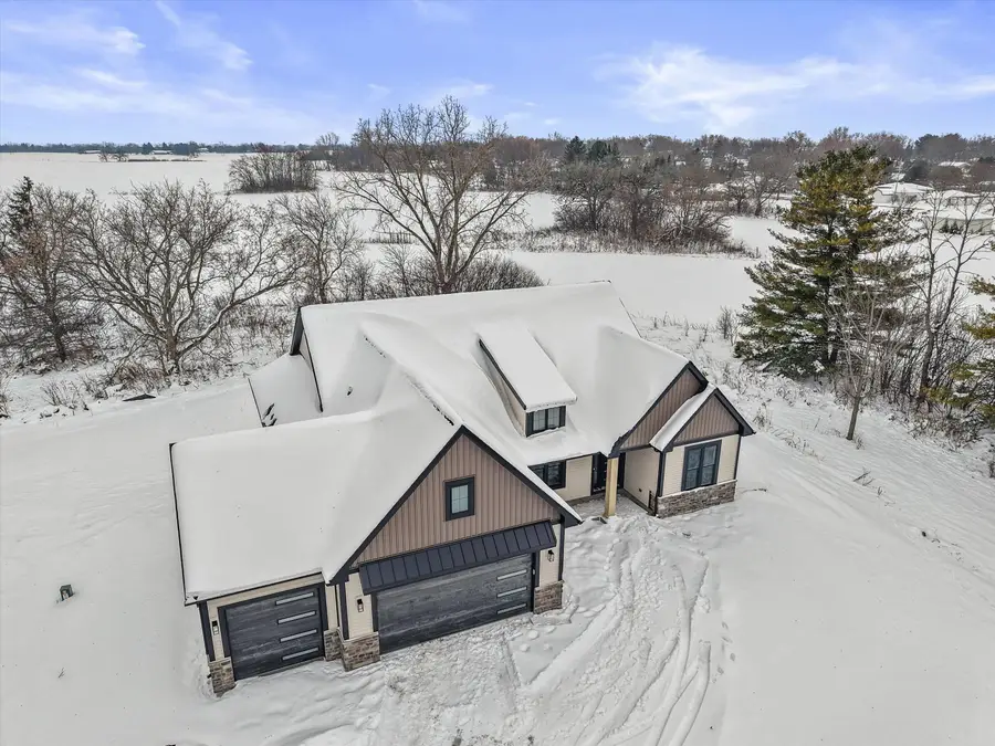 9193 12th St, Somers, WI 53144 - Image #2
