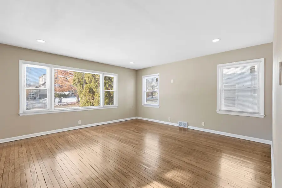 5932 N 37th St, Milwaukee, WI 53209 - Image #3