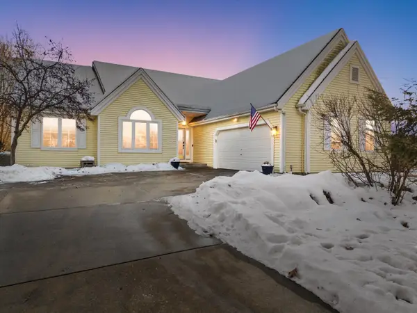 W2195 Wilmers Grove Rd, East Troy, WI 53120