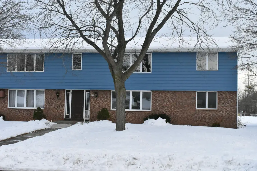 215 S 11th St, Oostburg, WI 53070 - Image #2
