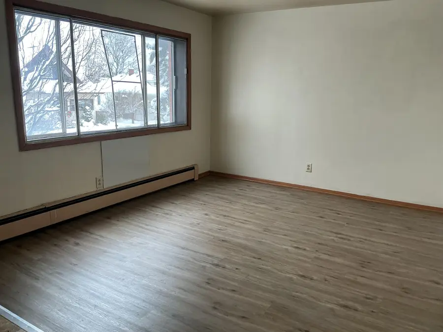 5824 W Beloit Rd, West Allis, WI 53219 - Image #2