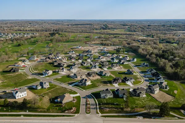 Lt92 Turnberry Ln, Menomonee Falls, WI 53051