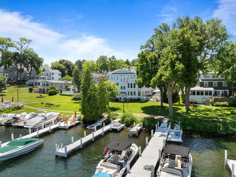 432 Harvard Ave, Fontana, WI 53125 - Image #2