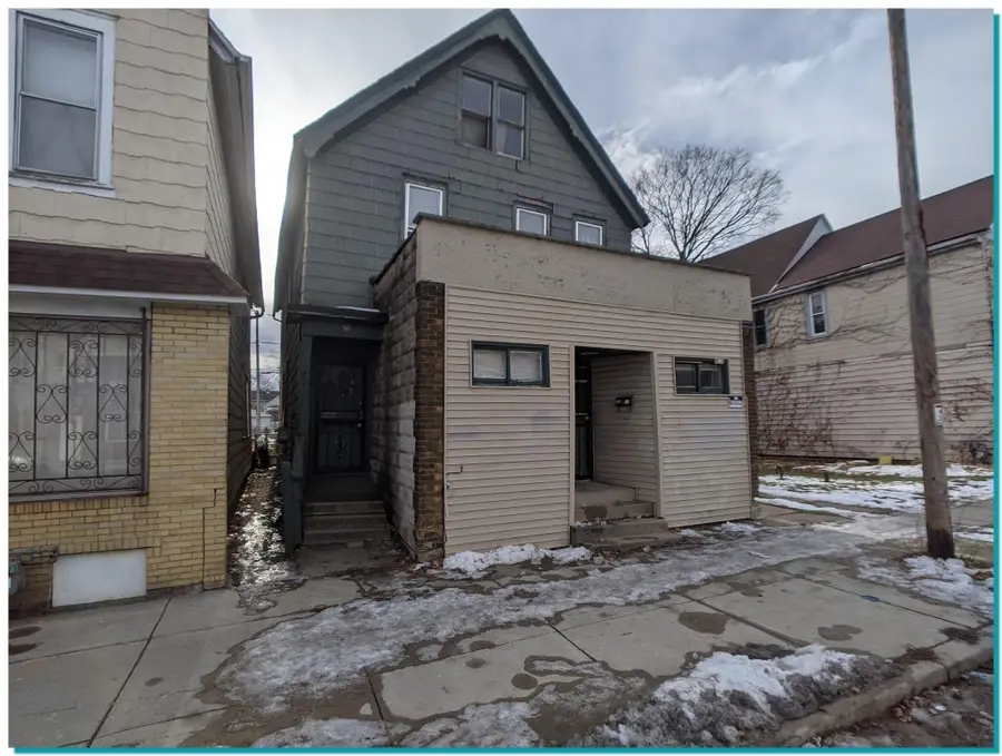 2417 W Greenfield Ave, Milwaukee, WI 53204 - Image #2