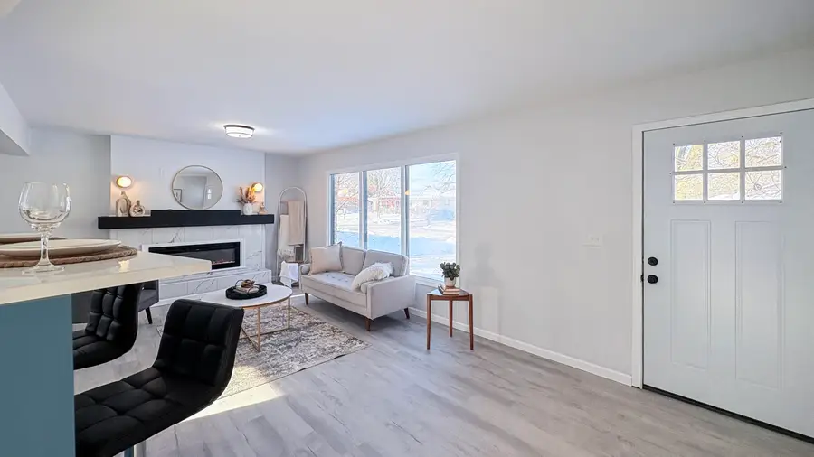 10431 W Sylvia St, Milwaukee, WI 53224 - Image #3