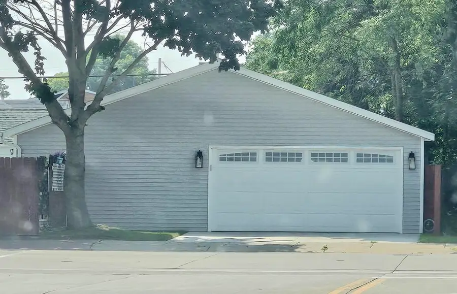 2122 Lincoln St, Two Rivers, WI 54241 - Image #3