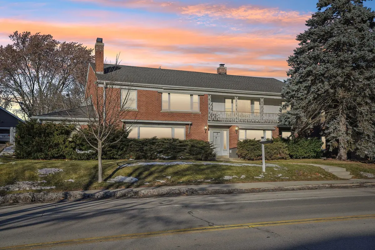 8216 W North Ave, Wauwatosa, WI 53213 - Image #1