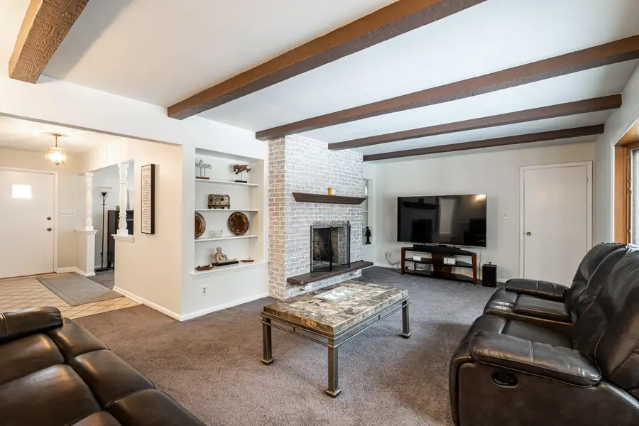 2434 S 118th St, West Allis, WI 53227 - Image #3