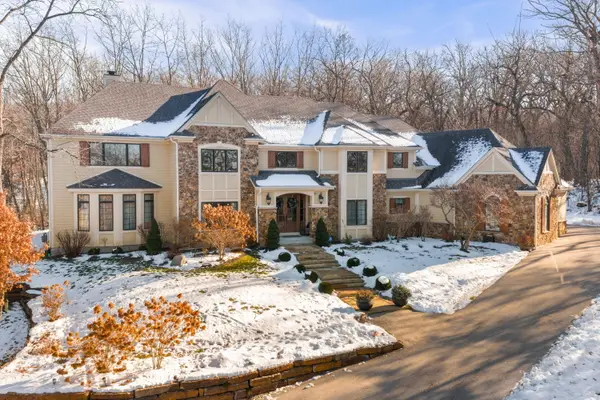 W289S4684 Rockwood Trl, Genesee, WI 53189