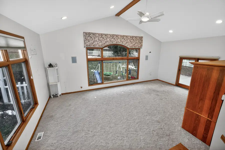 625 Lewis St, Burlington, WI 53105 - Image #3