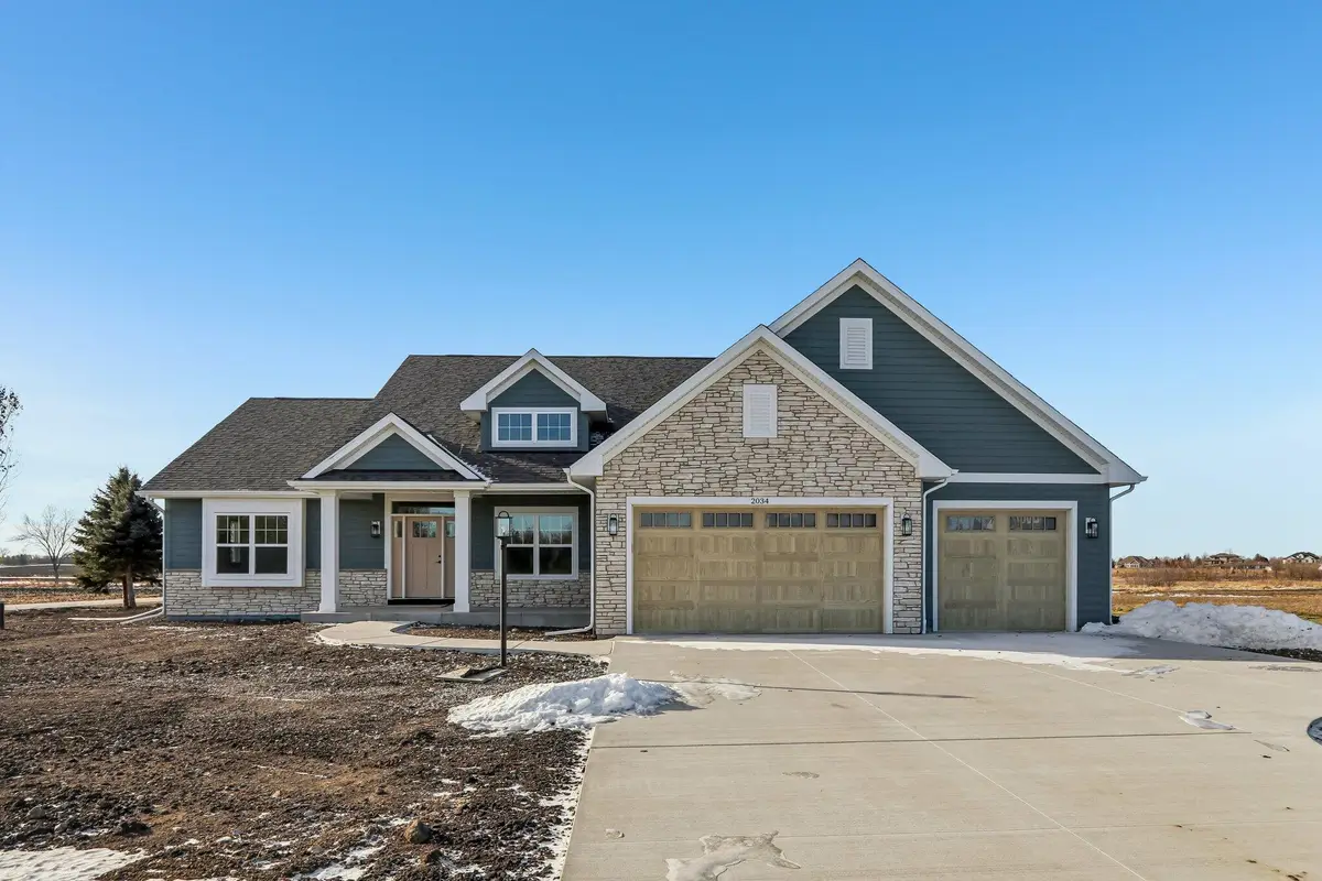 2034 Highland Way, Grafton Town, WI 53177 - Image #1
