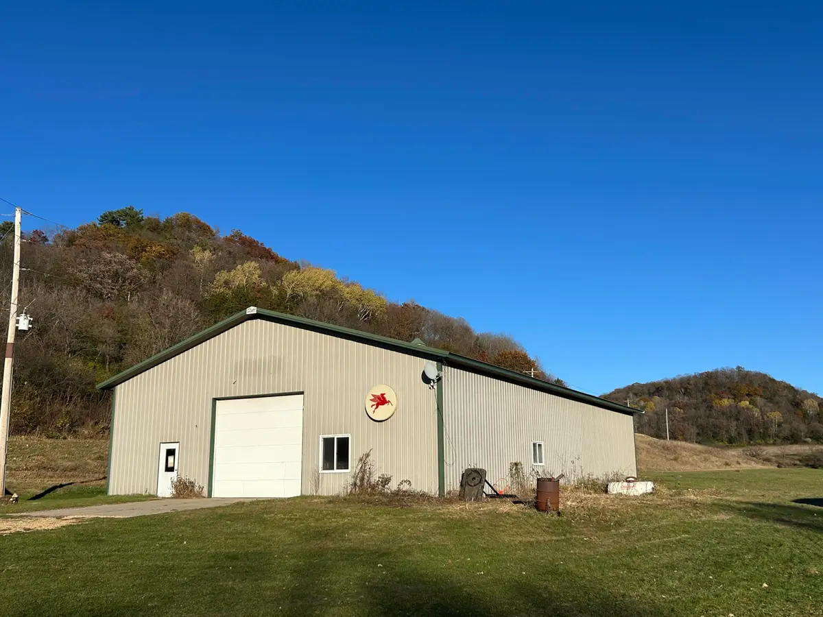 26766 County Highway Dd, Rockbridge, WI 53581 - Image #1