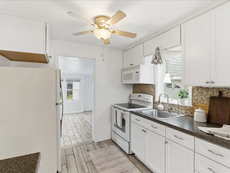 2420 Dwight St, Racine, WI 53403 - Image #3