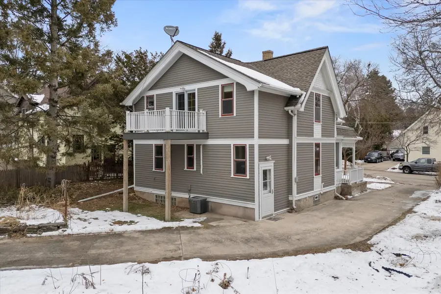 W61N669 Mequon Ave, Cedarburg, WI 53012 - Image #2