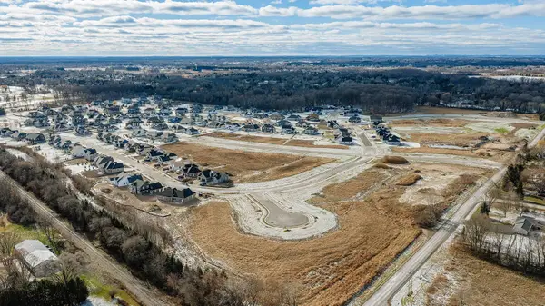 Lt172 Applewood Ct, Grafton, WI 53024