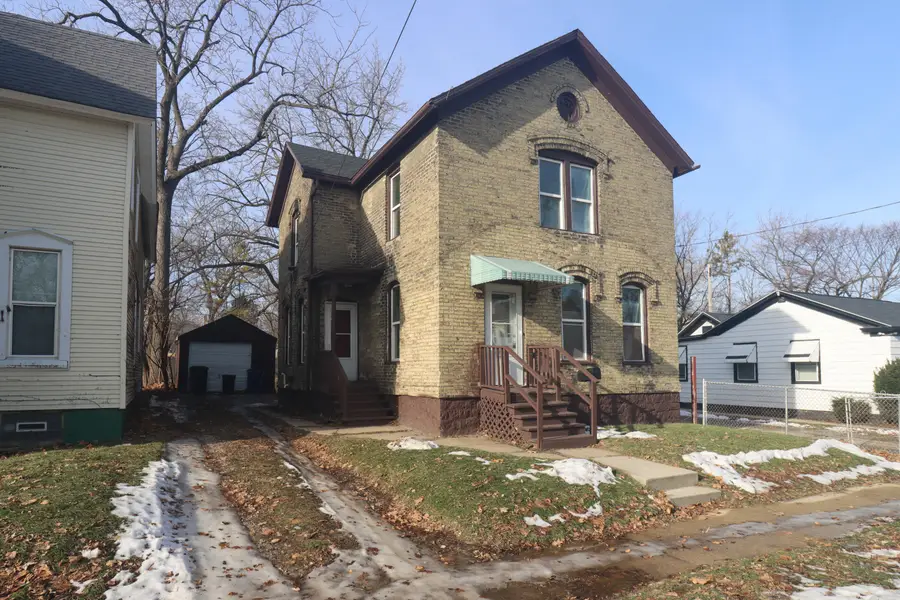 1422 Geneva St, Racine, WI 53404 - Image #2