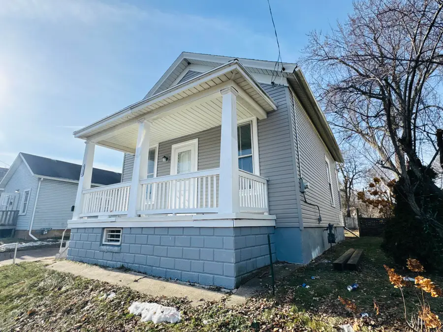 930 Marquette St, Racine, WI 53404 - Image #2