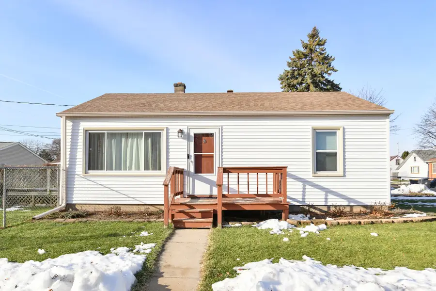 1601 Richard Ave, Mount Pleasant, WI 53403 - Image #2