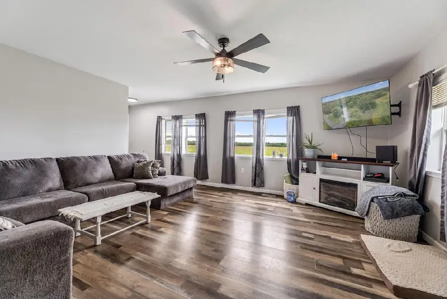 25290 Foothill Ave, La Grange, WI 54660 - Image #3