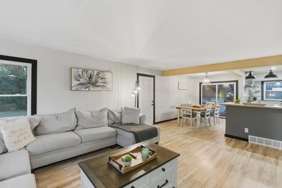 3885 N 144th St, Brookfield, WI 53005 - Image #3