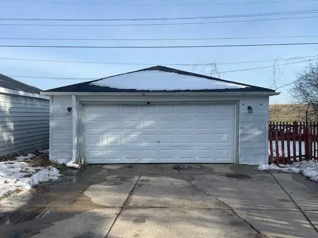 5368 N 103rd St, Milwaukee, WI 53225 - Image #2