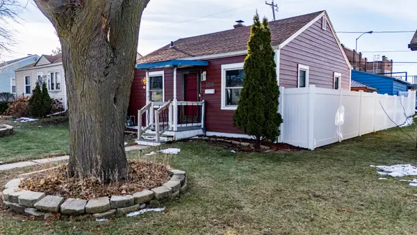 3359 S 20th St, Milwaukee, WI 53215