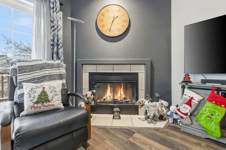 N16W26593 Tall Reeds Ln, Pewaukee, WI 53072 - Image #3