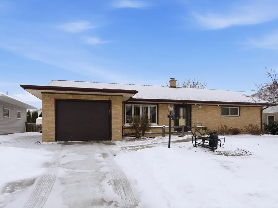 1223 S 25th St, Manitowoc, WI 54220 - Image #3