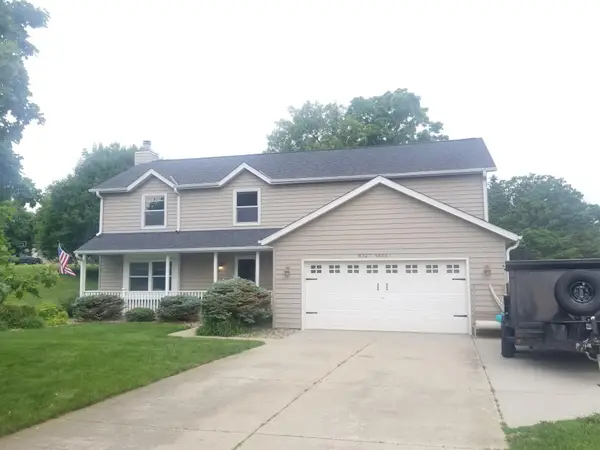W327S8037 Memory Ln, Mukwonago, WI 53149