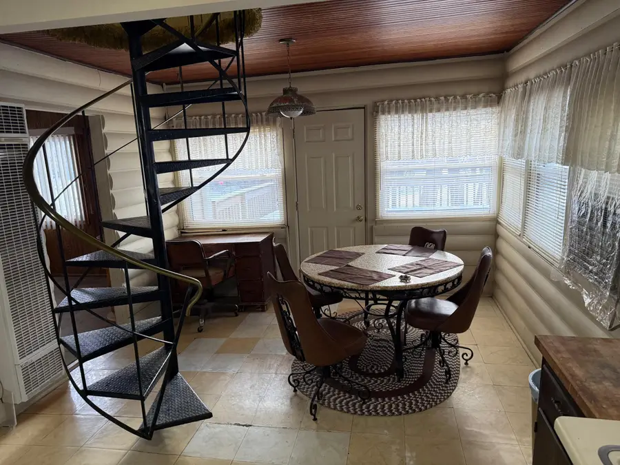 7716 Big Pine Ln, Burlington, WI 53105 - Image #3