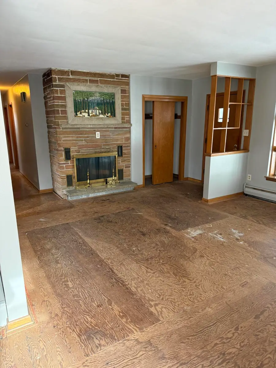 4411 S 68th St, Milwaukee, WI 53220 - Image #2