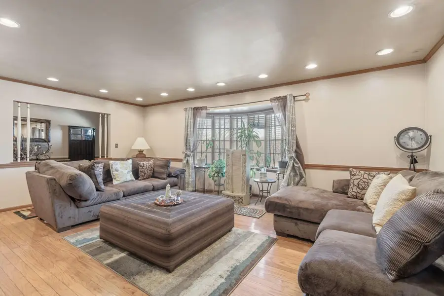 4132 Menomonee River Pkwy, Wauwatosa, WI 53222 - Image #2