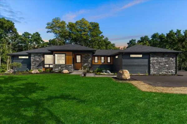 815 N English Settlement Ave, Rochester, WI 53105