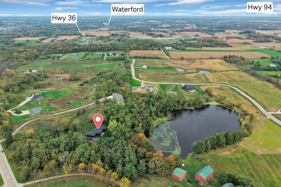 815 N English Settlement Ave, Rochester, WI 53105 - #2