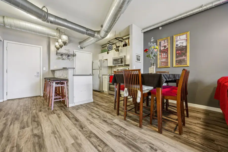 1541 N Jefferson St, Milwaukee, WI 53202 - Image #2