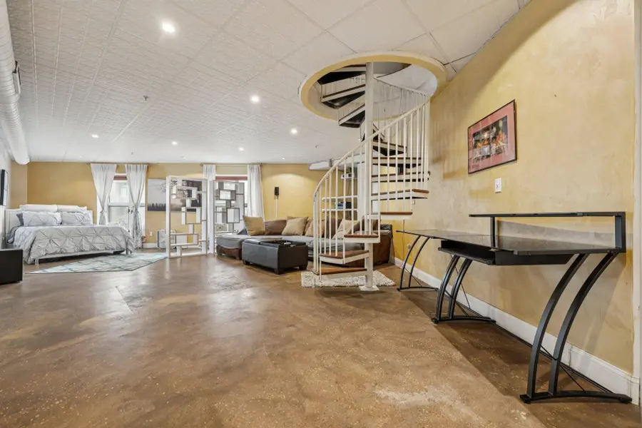 1541 N Jefferson St, Milwaukee, WI 53202 - Image #3