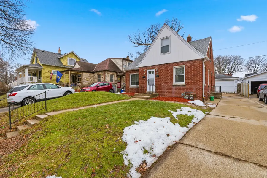 201 N 78th St, Milwaukee, WI 53213 - Image #2